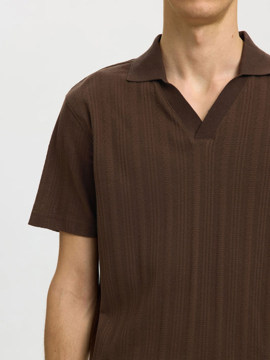 Polo Castanho Selected SS26