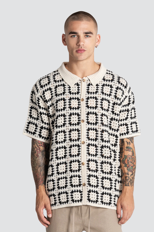 Camisa Knit de Manga Curta Preta e Bege