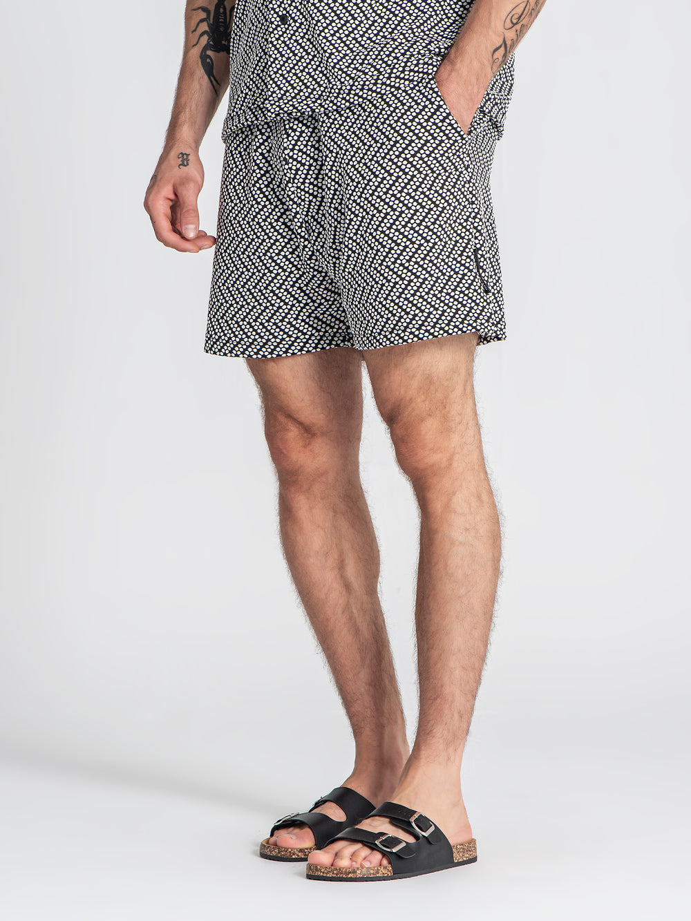 Conjunto Preto e Branco Gianni Kavanagh SS25