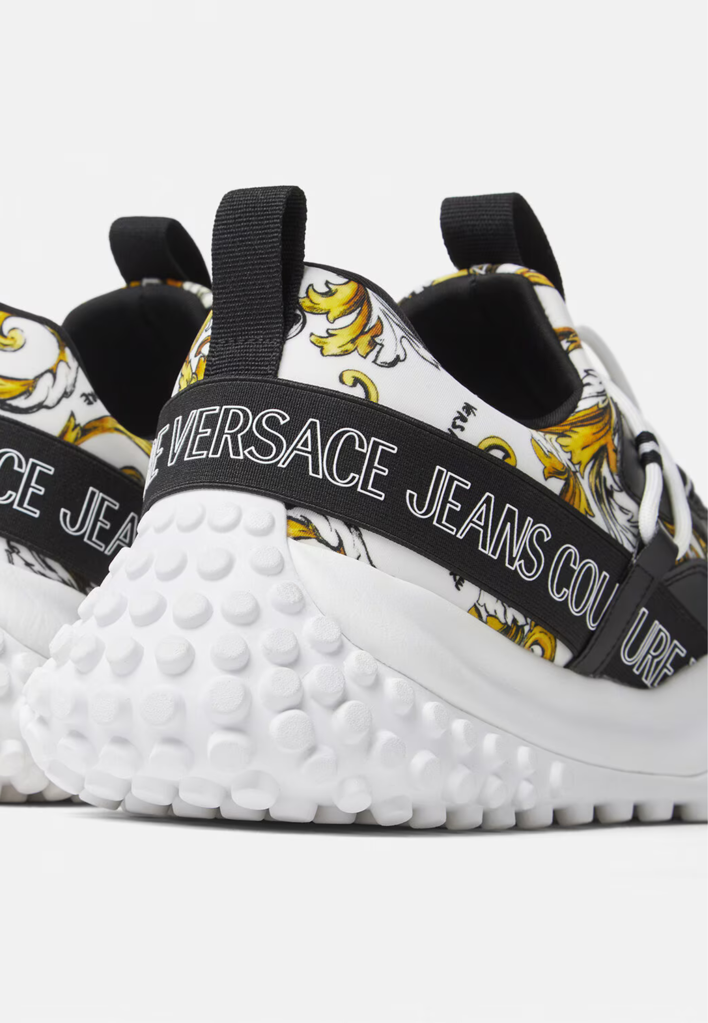 Sapatilha Branca Preta e Dourada Versace Jeans Couture SS25