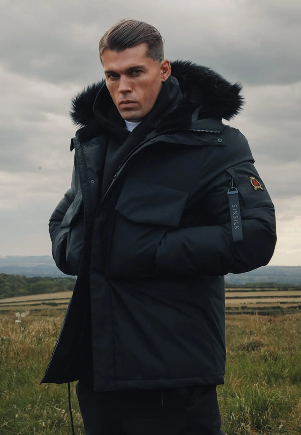 Casaco de Capuz Preto Siksilk FW25