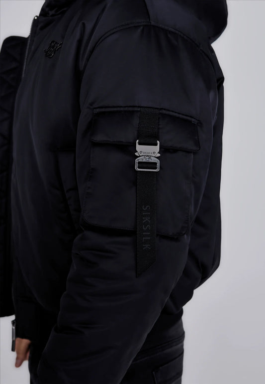 Casaco Bomber Preto com Capuz SikSilk FW25