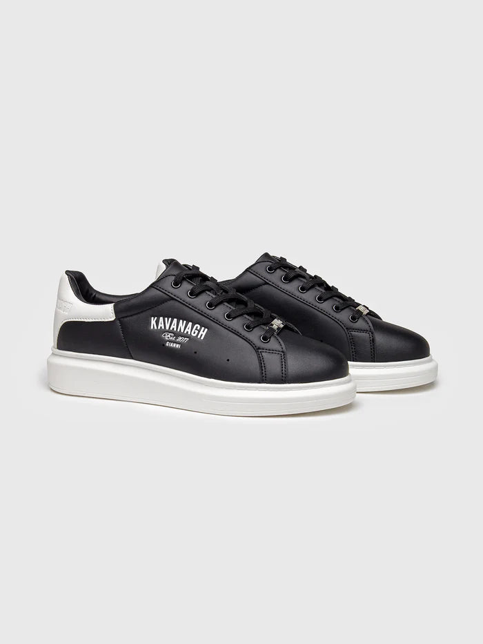 Sapatilha Preta Gianni Kavanagh SS26