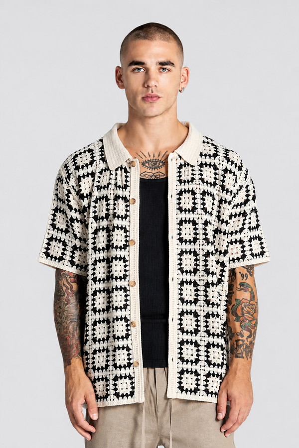 Camisa Knit de Manga Curta Preta e Bege