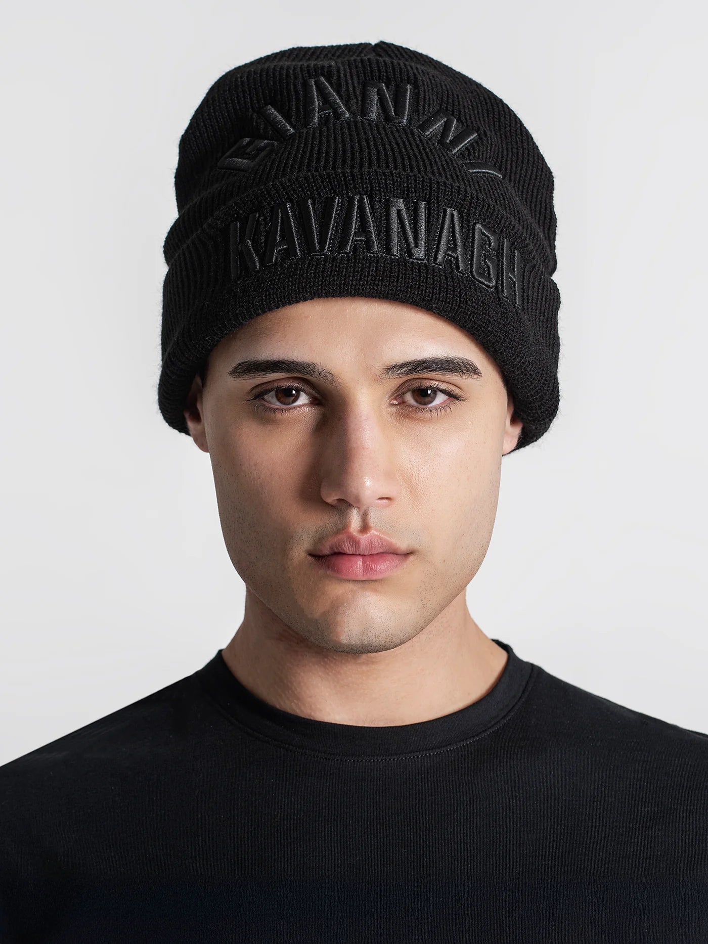 Gorro Preto de Malha Tricotada Gianni Kavanagh