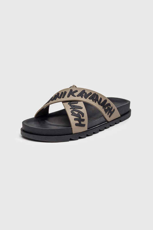 Chinelo Cinzento Gianni Kavanagh SS26