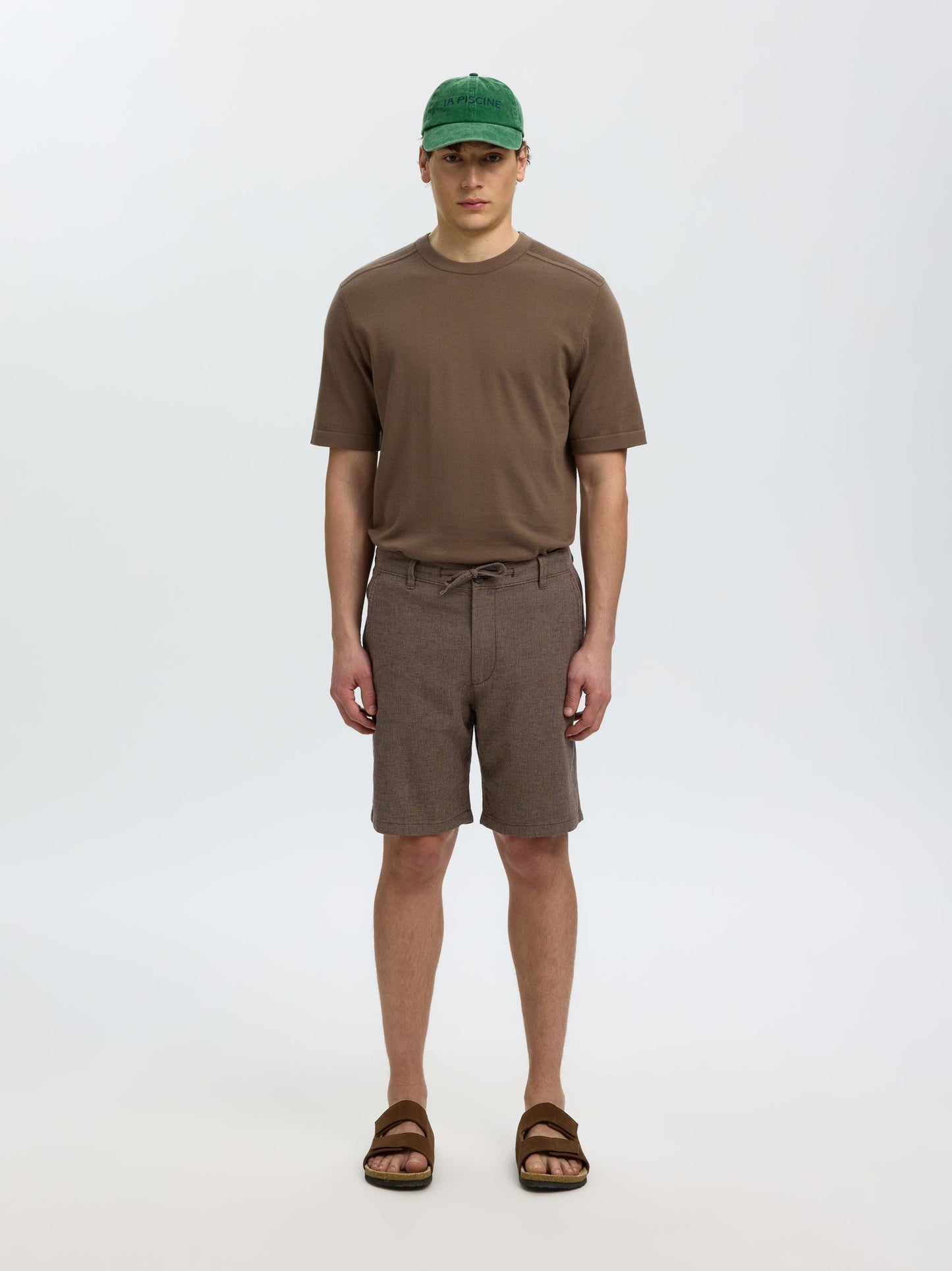 Calcões Castanhos Selected SS26