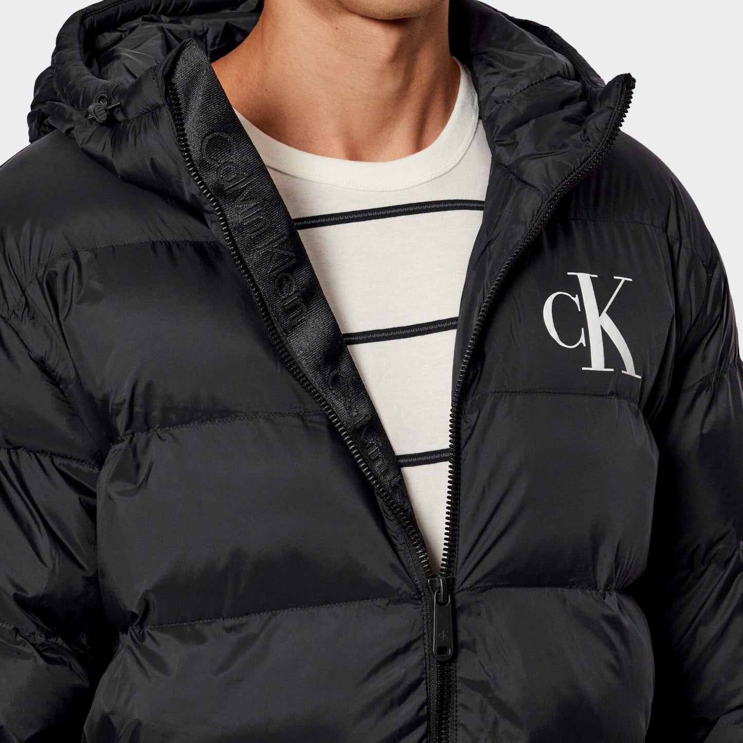 Casaco Preto Calvin Klein FW25