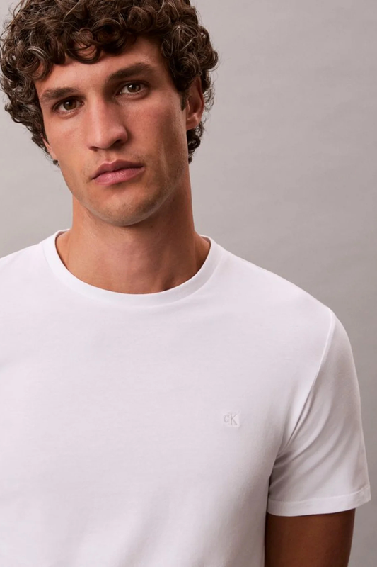 T-shirt Branca Calvin Klein FW25