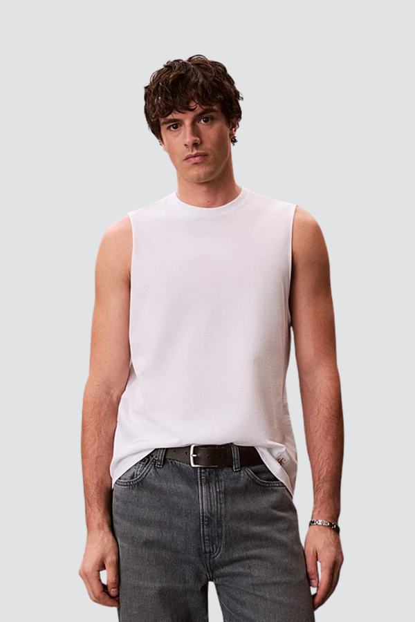 T-Shirt Branca Caveada Calvin Klein SS26
