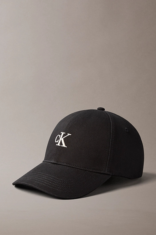 Chapéu Preto Calvin Klein SS26
