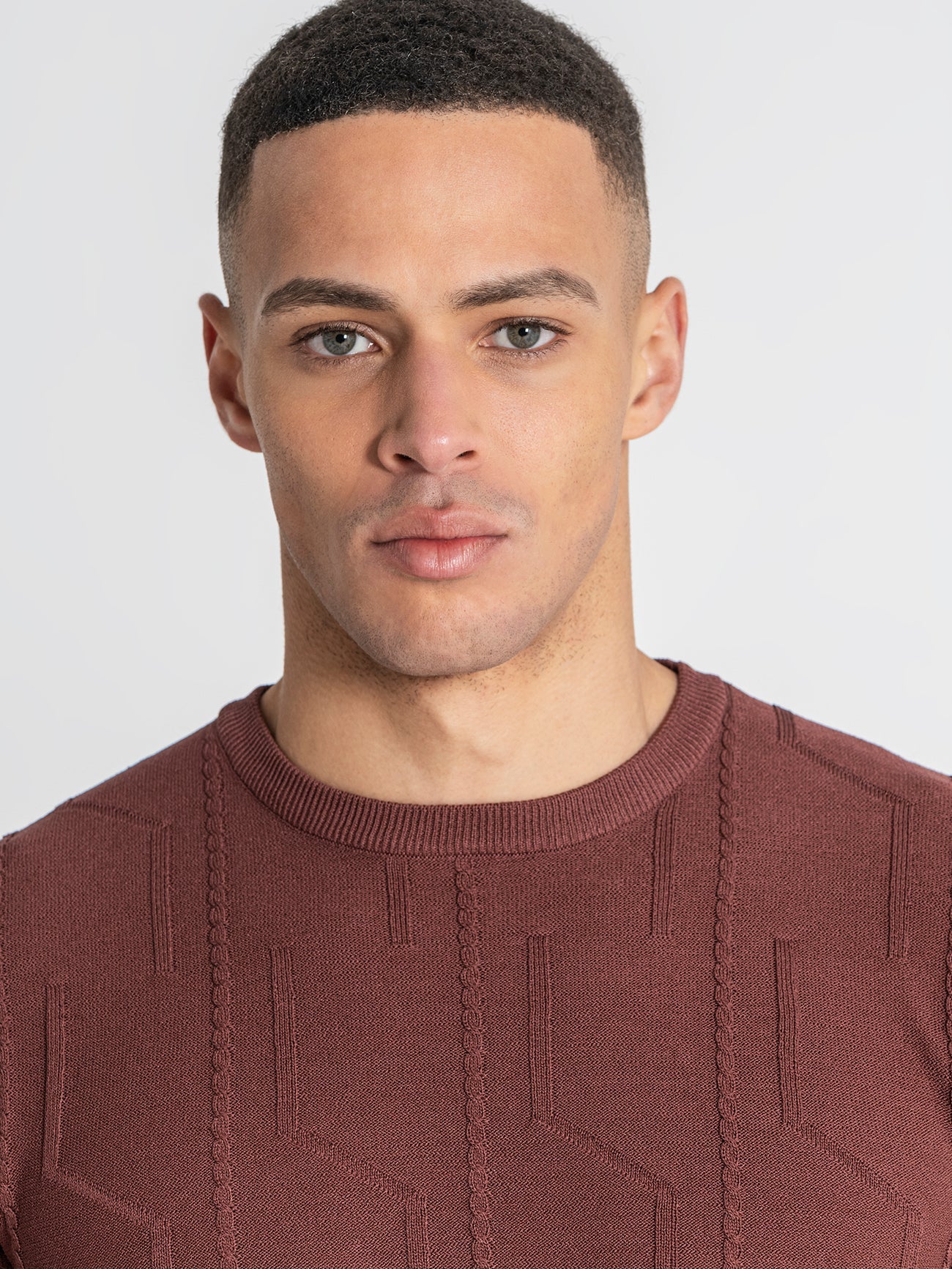 T-Shirt Castanha de Malha Texturada Gianni Kavanagh