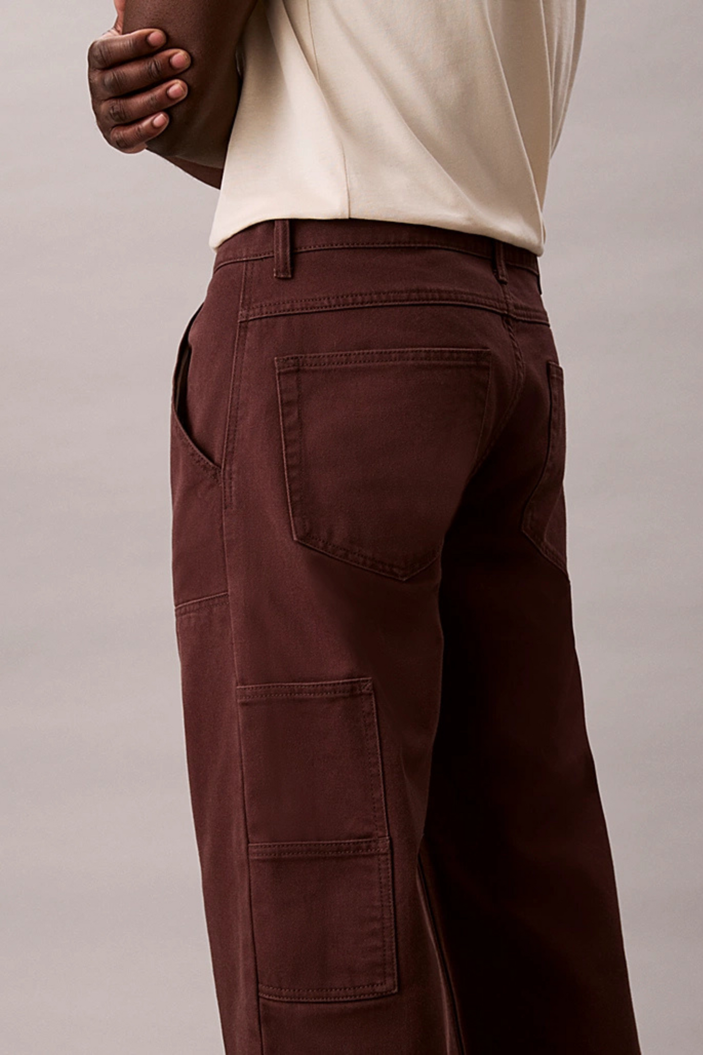 Calças Bordô Calvin Klein FW25