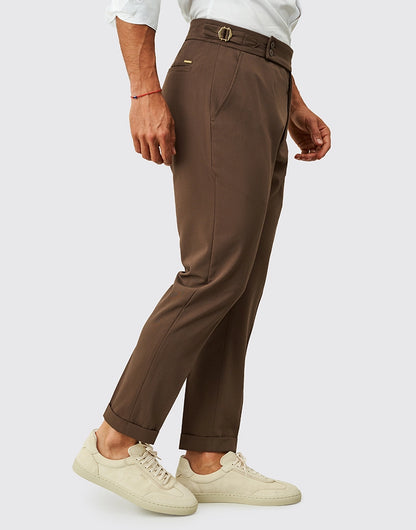 Calça clássica com fivela Castanha Zolf SS26 Zolf