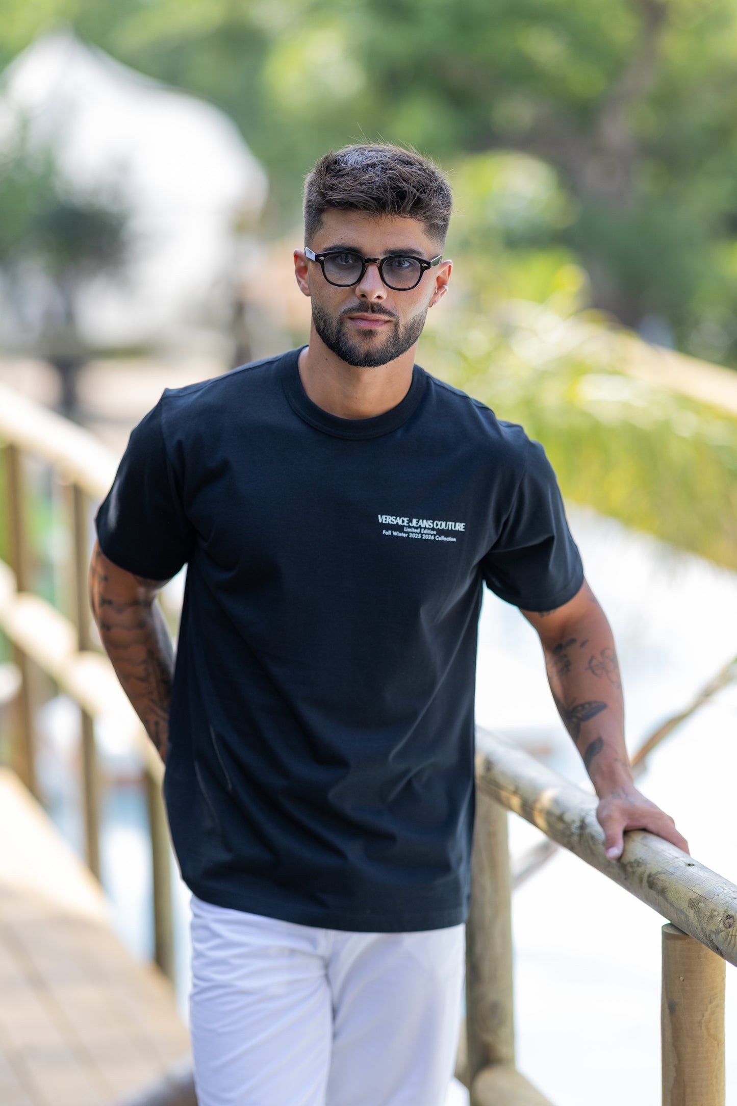 T-shirt Preta Versace Jeans Couture FW25