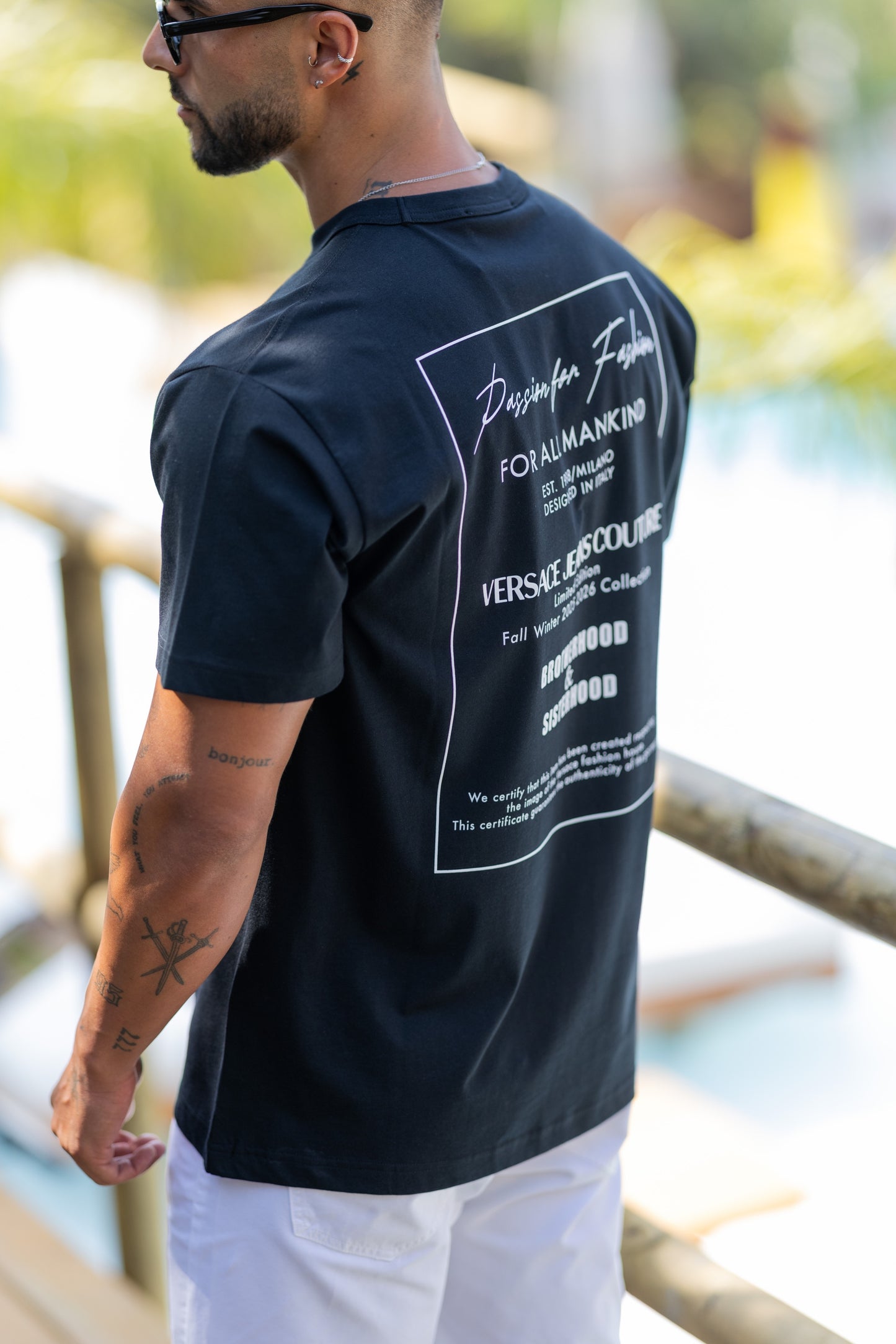 T-shirt Preta Versace Jeans Couture FW25