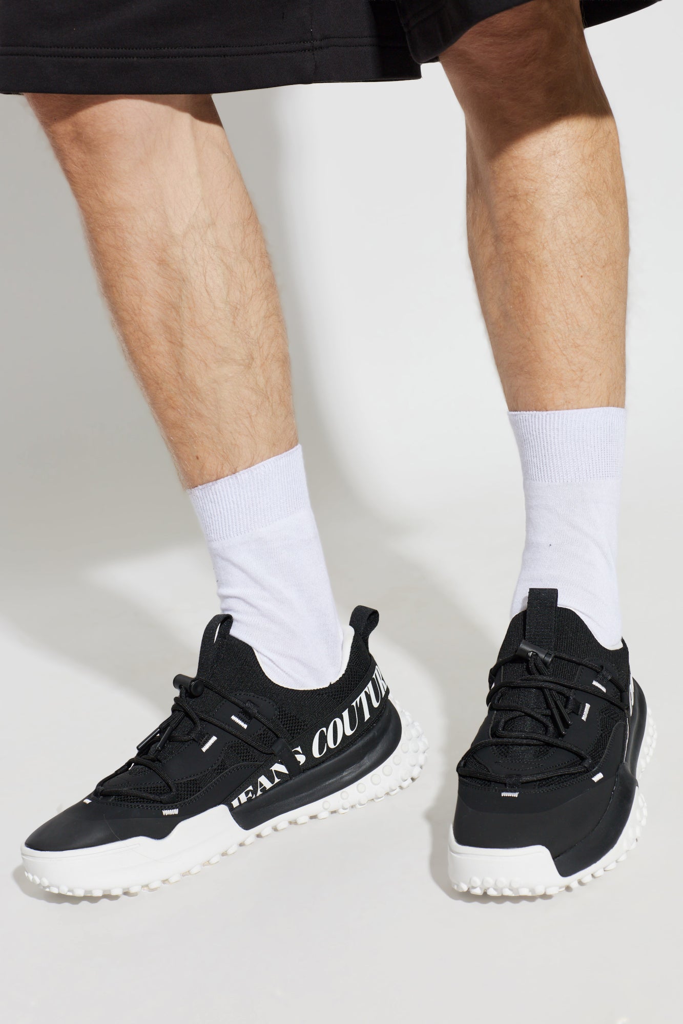 Sapatilhas Pretas Versace Jeans Couture SS26