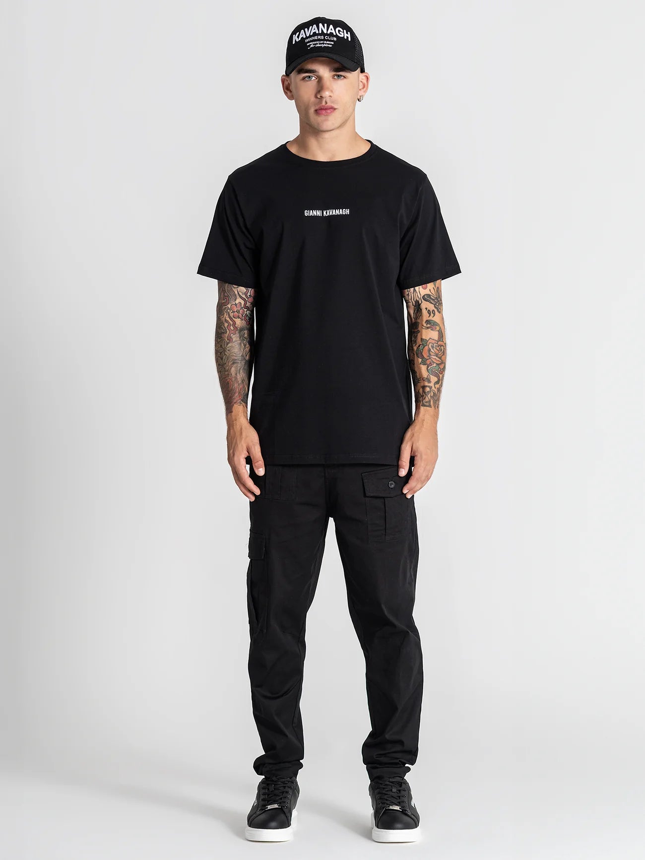 T-shirt Preta Gianni Kavanagh SS26