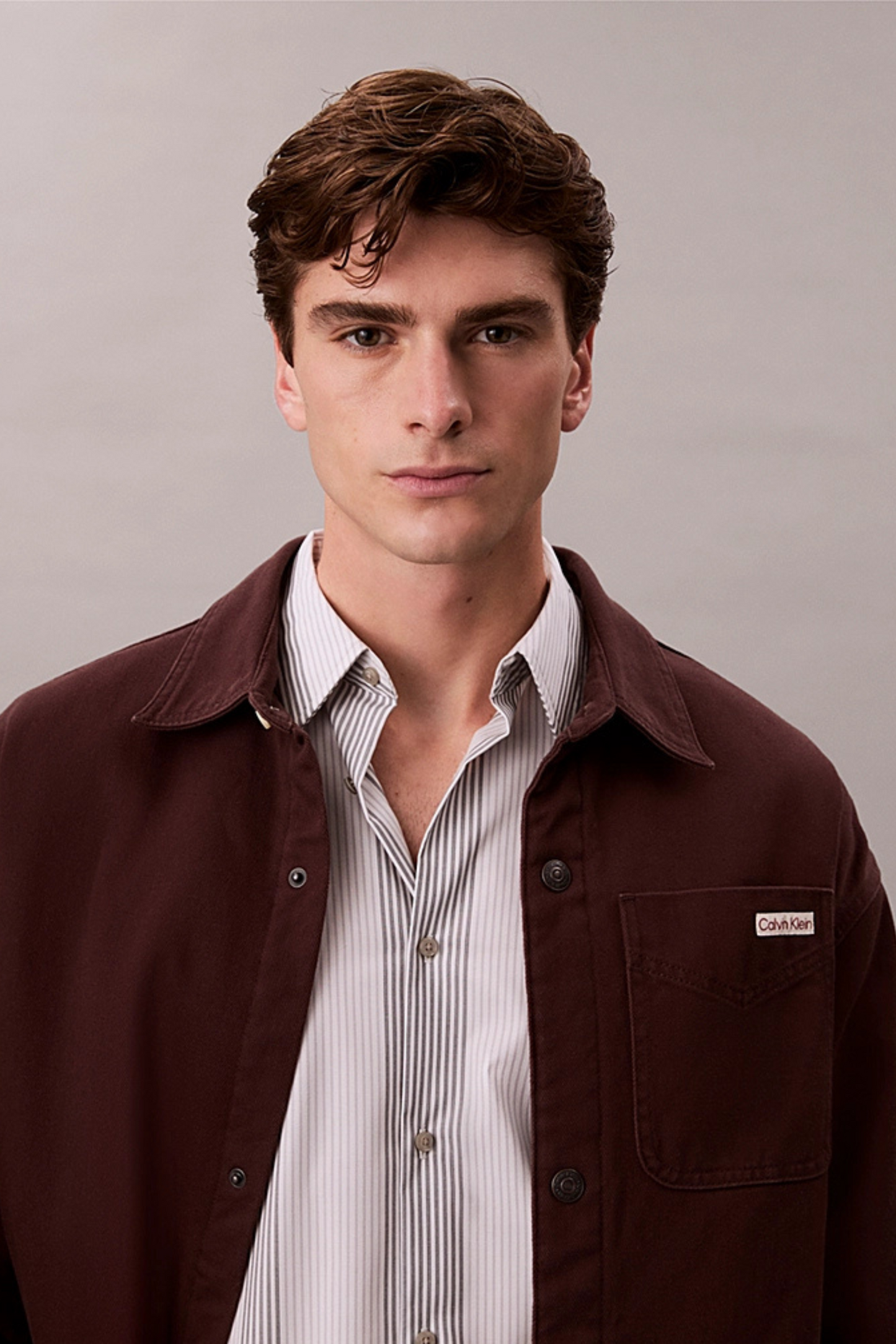 Camiseiro Bordô Calvin Klein FW25