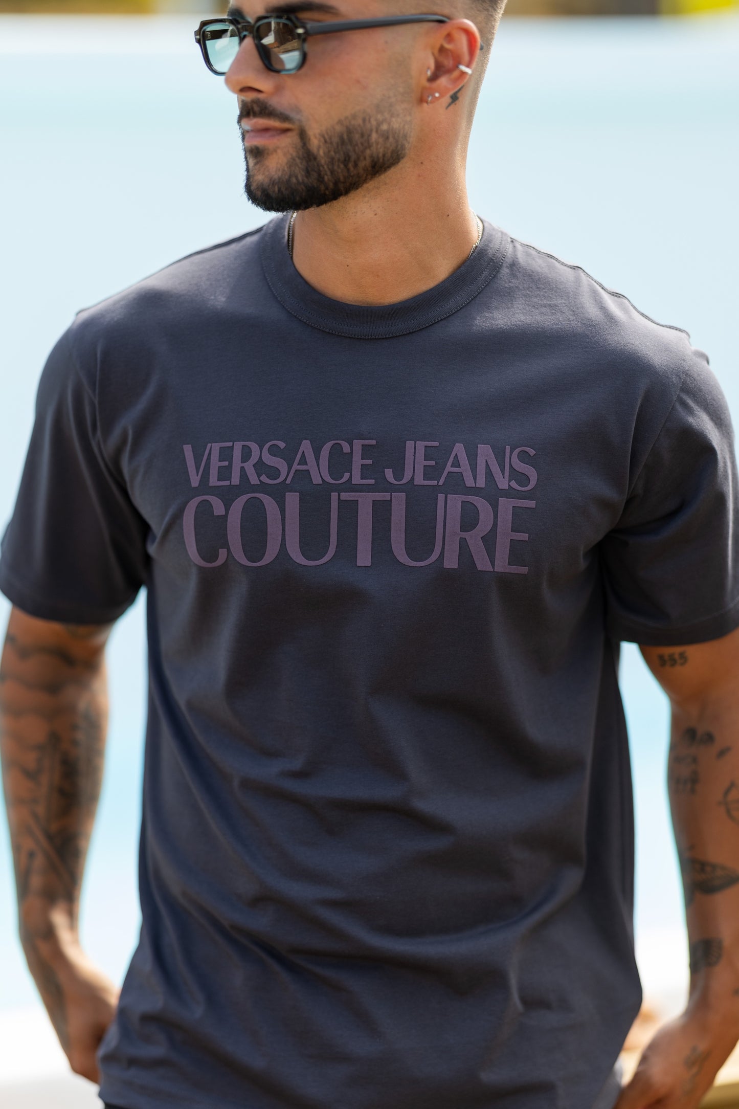 T-shirt Cinza Versace Jeans Couture FW25 Versace Jeans Couture