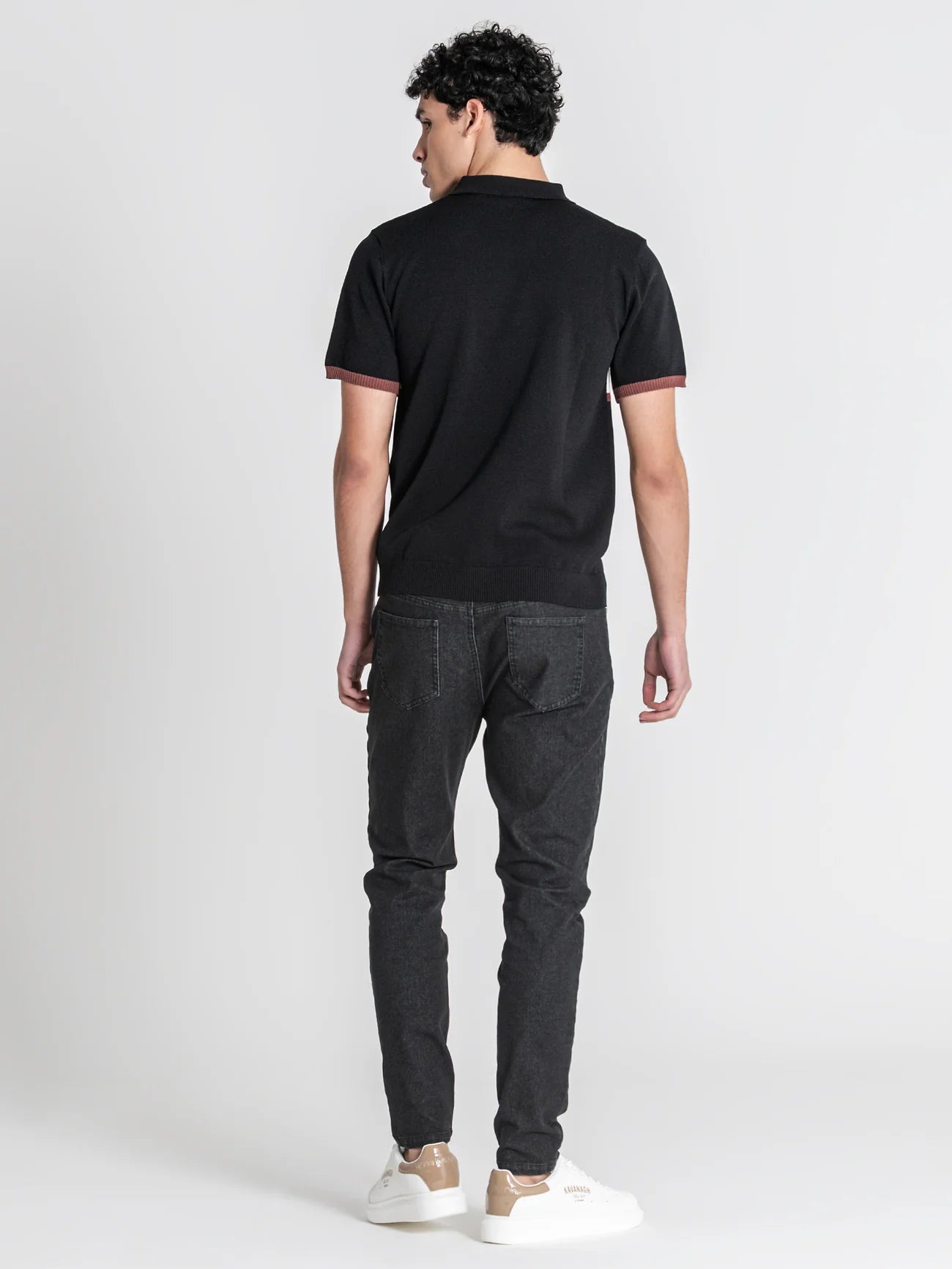 Polo Preto com Risca Gianni Kavanagh