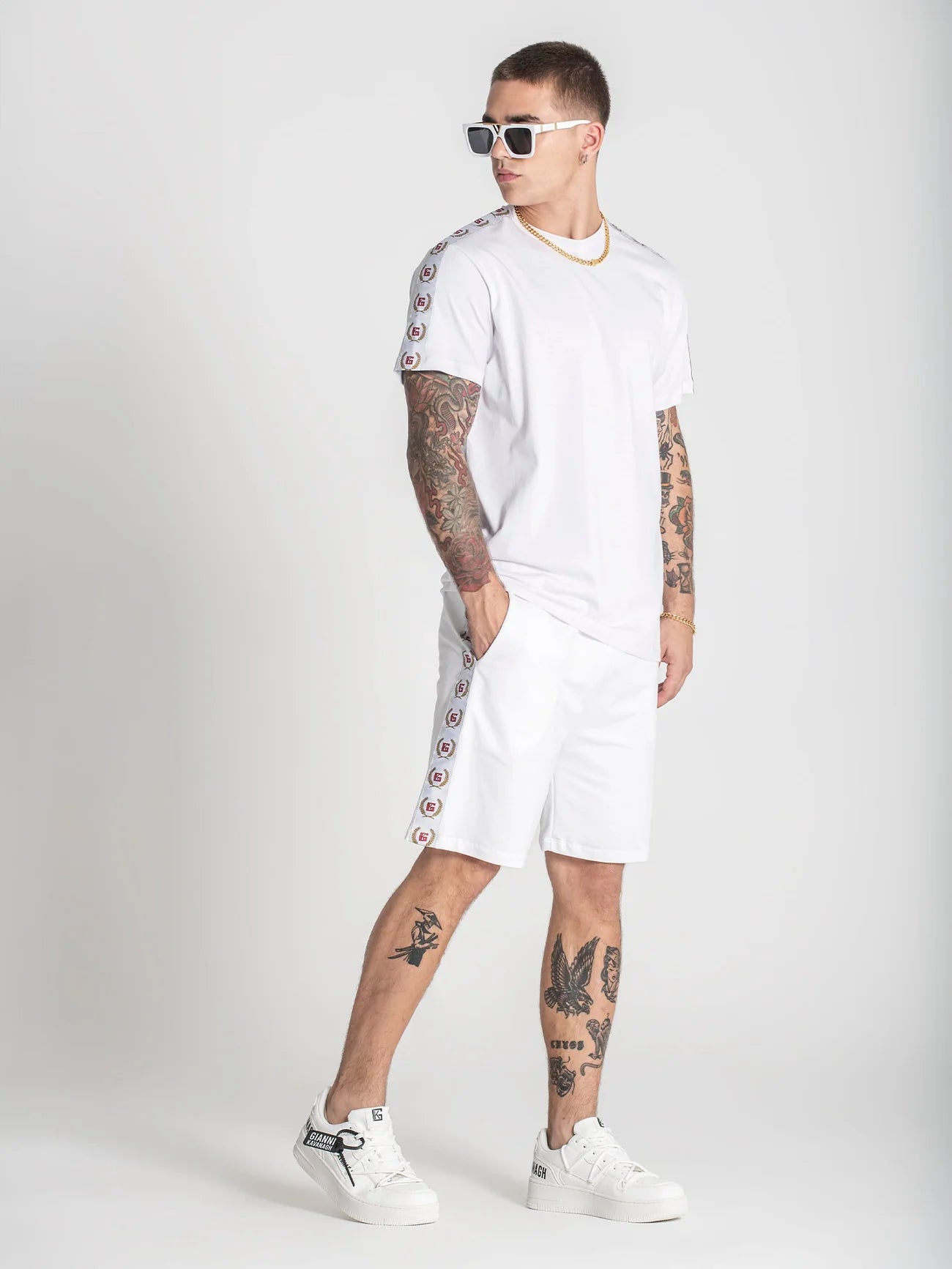 Conjunto Branco T-shirt e Calção Gianni Kavanagh SS25