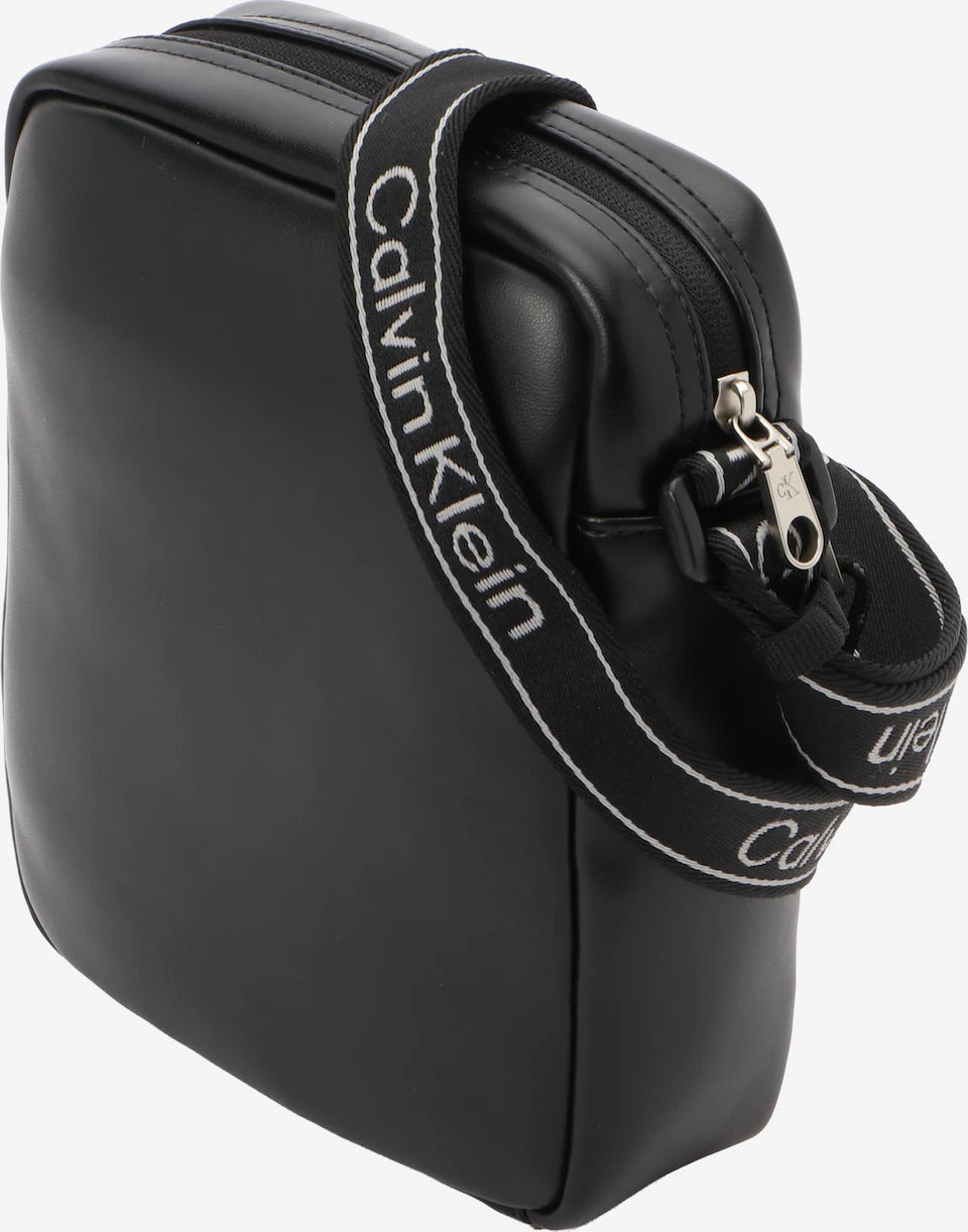 Bolsa de Tiracolo Calvin Klein Preta Calvin Klein