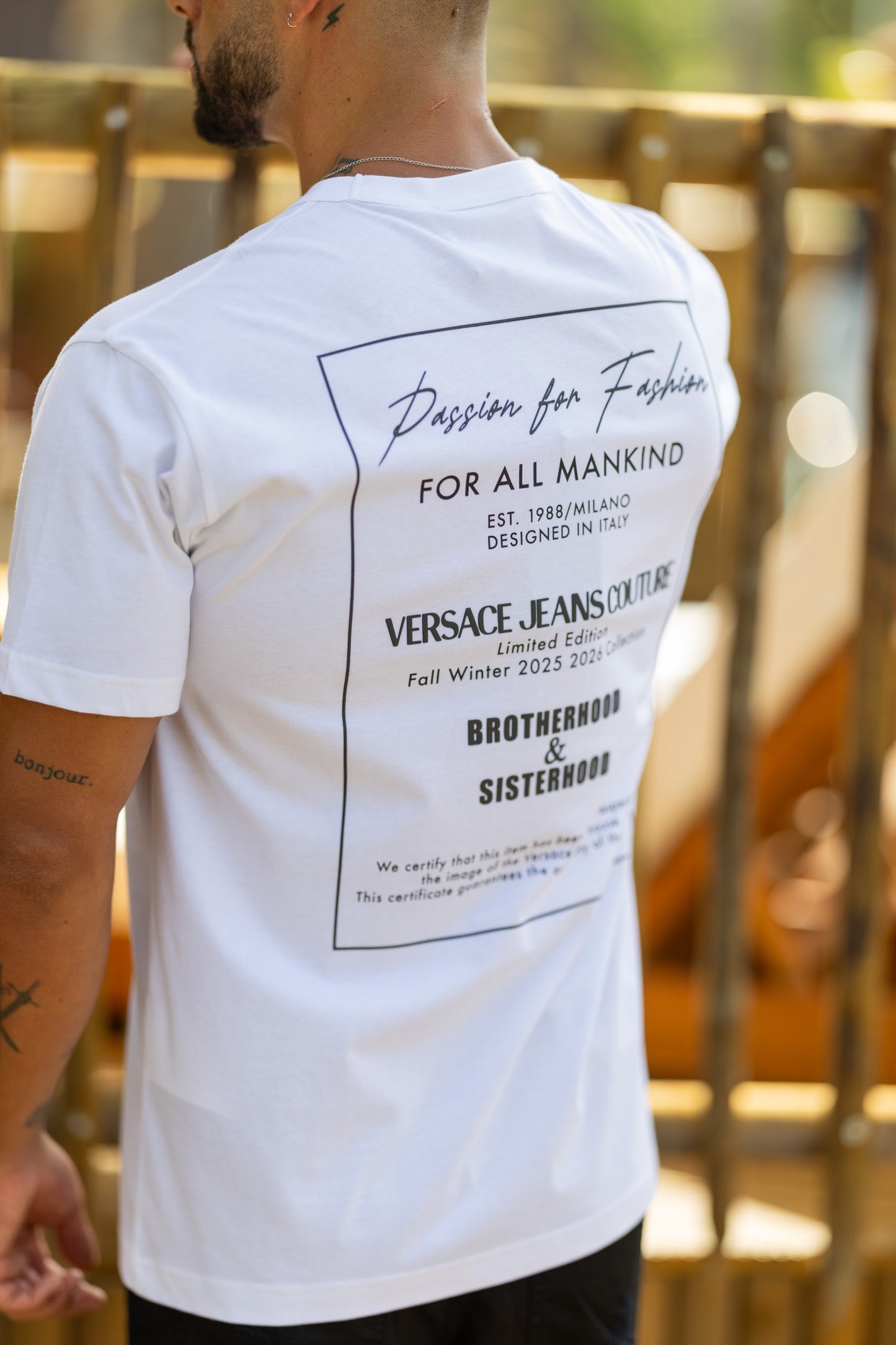 T-shirt Branca Versace Jeans Couture FW25