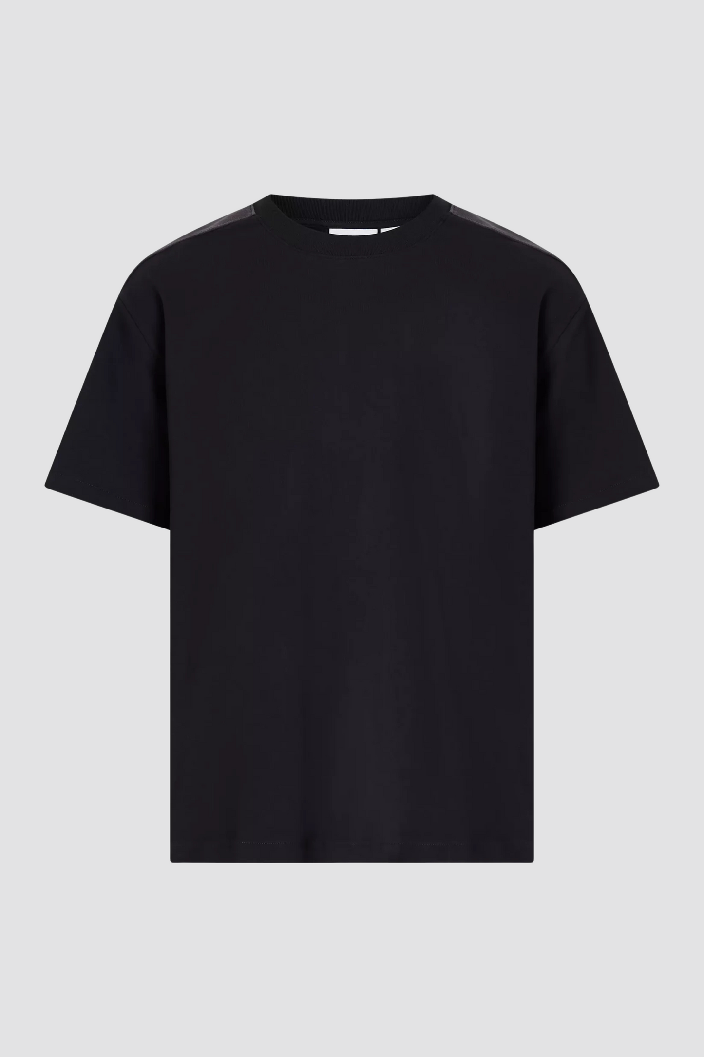 T-shirt Preta Calvin Klein  SS25