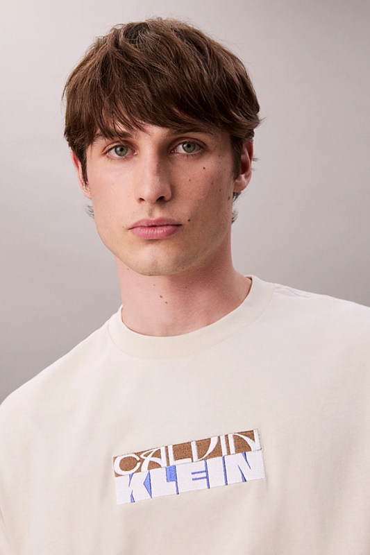 T-shirt Bege Calvin Klein FW25