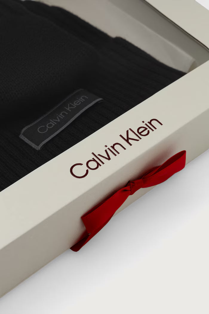 Conjunto de Gorro e Luvas Calvin Klein Preto Calvin Klein