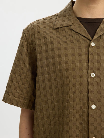 Camisa Texturizada de Manga Curta Castanha Selected