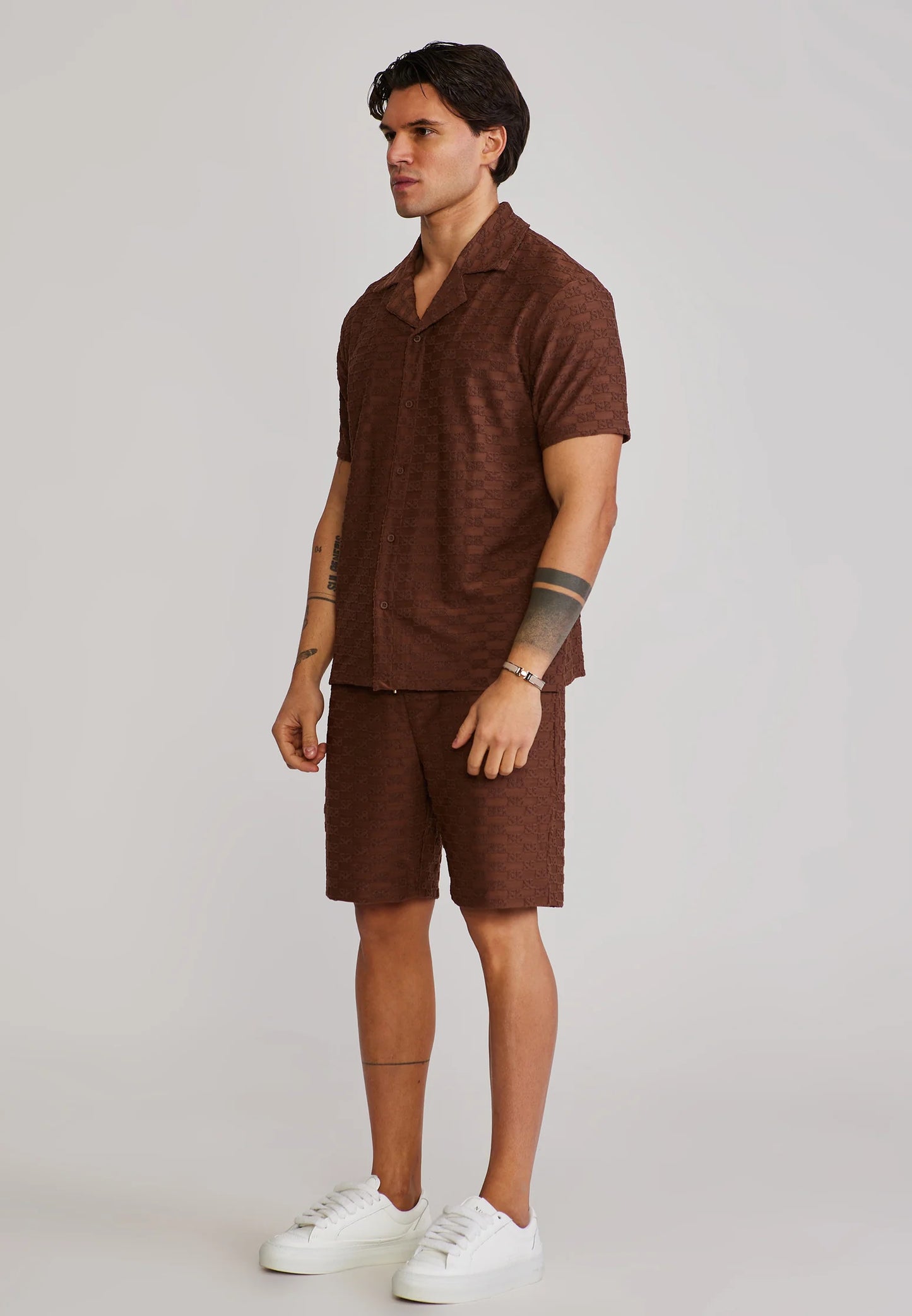 Conjunto Castanho SikSilk SS26