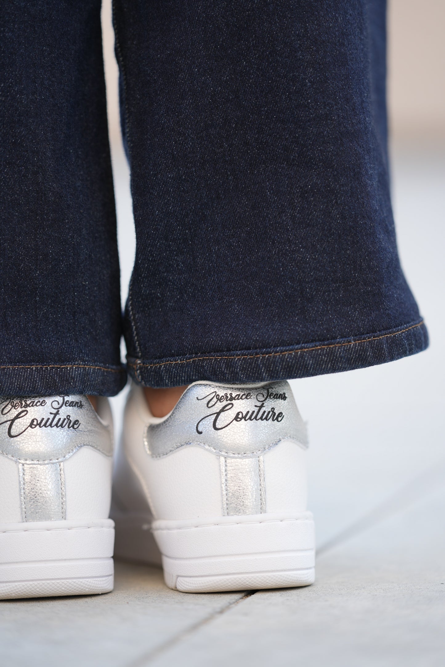 Sapatilhas Brancas Versace Jeans Couture FW25