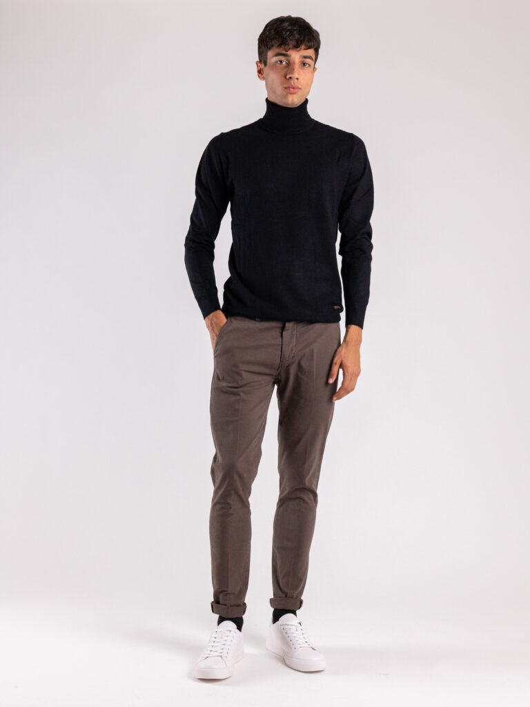 Camisola de Gola Alta Preta Gianni Lupo FW25