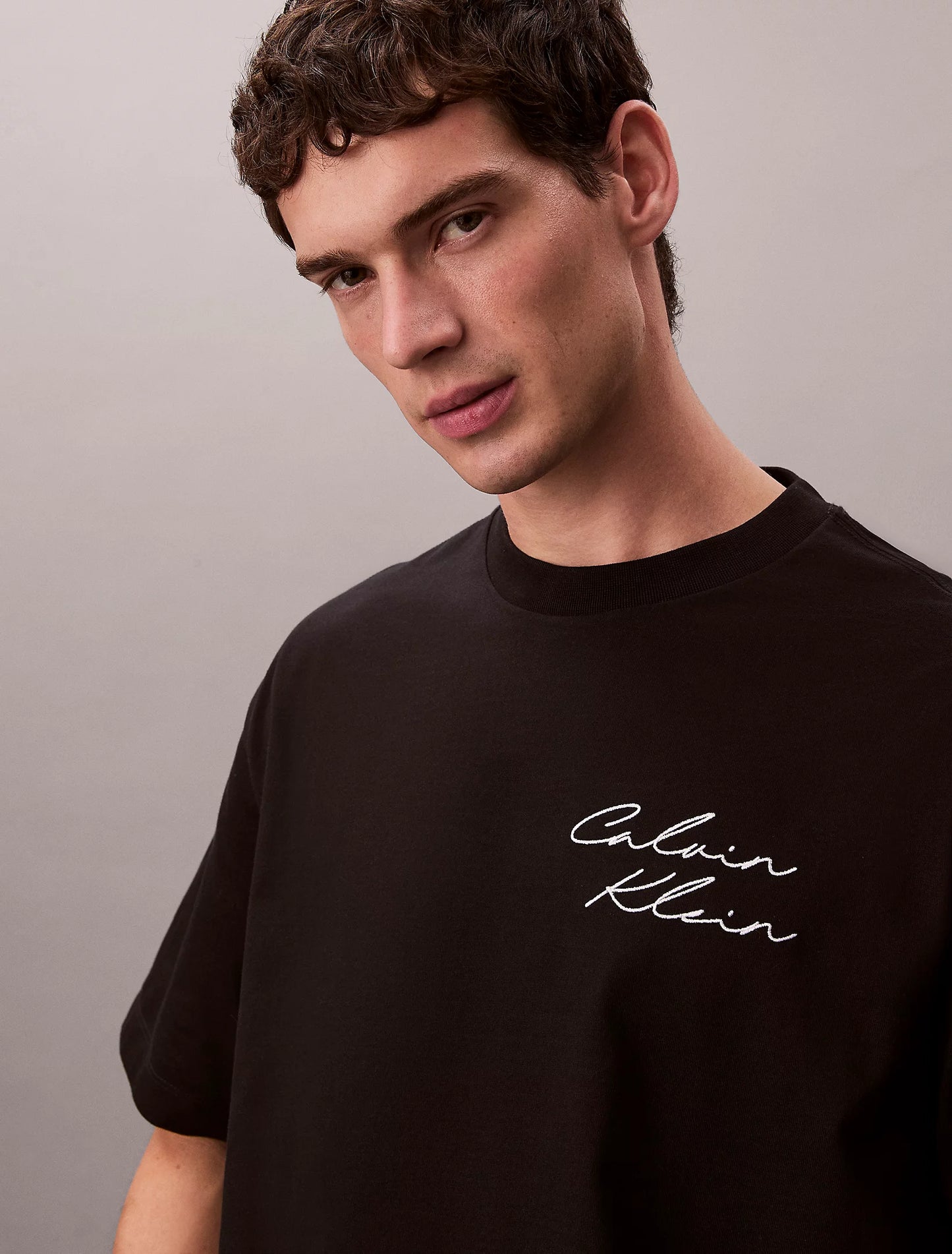T-shirt Preta Calvin Klein SS26