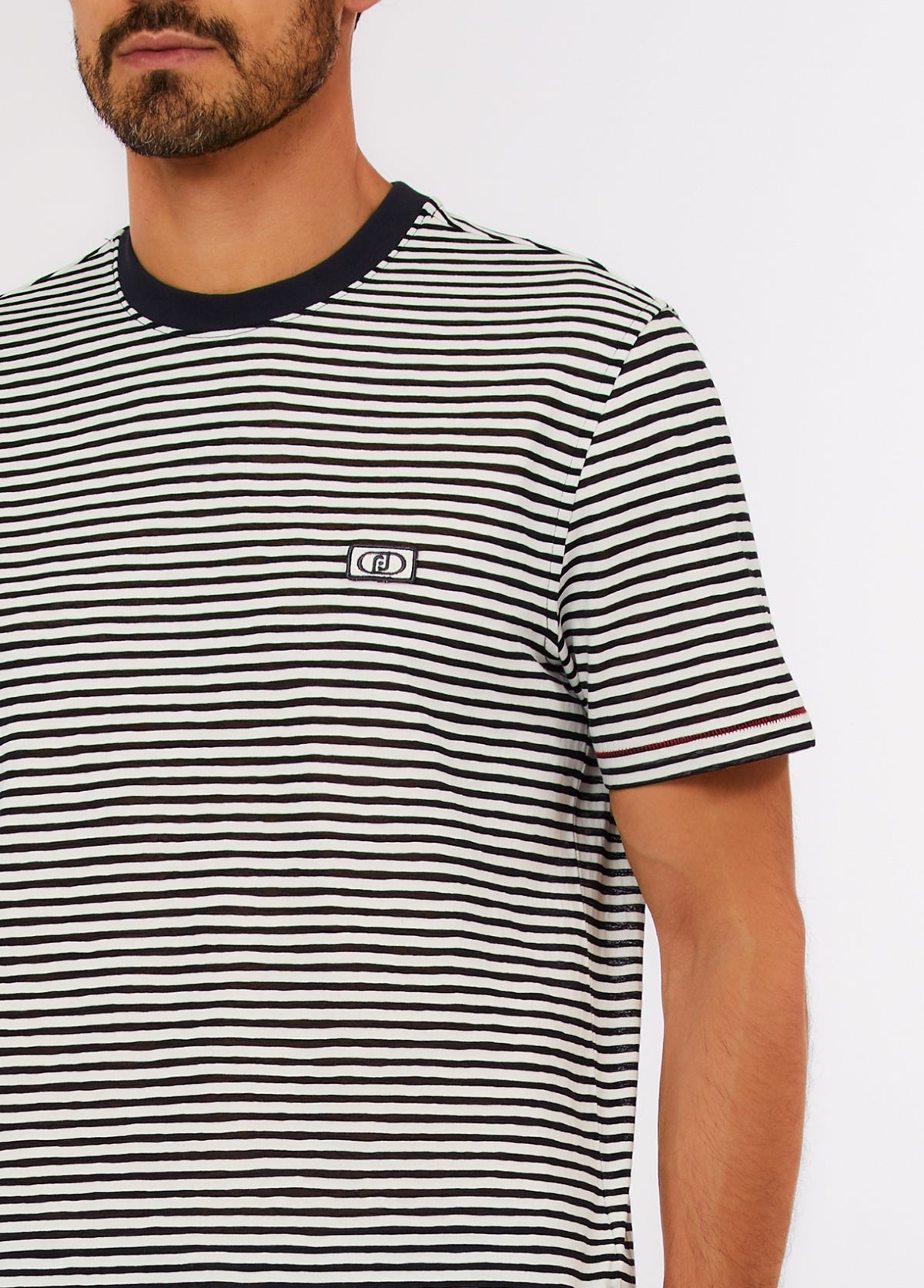 T-shirt Risca Azul e Branca