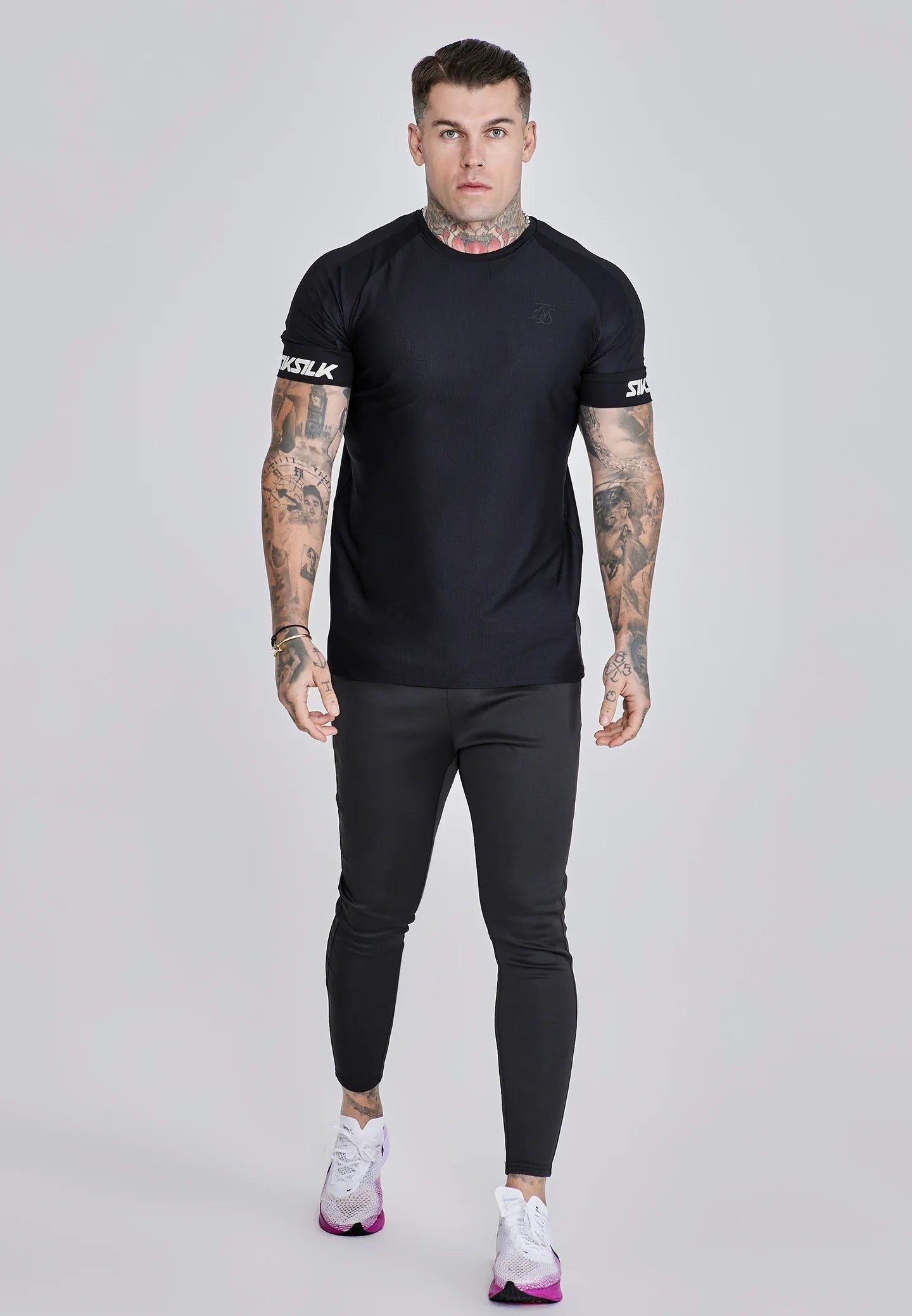 T-shirt Preta SikSilk FW25
