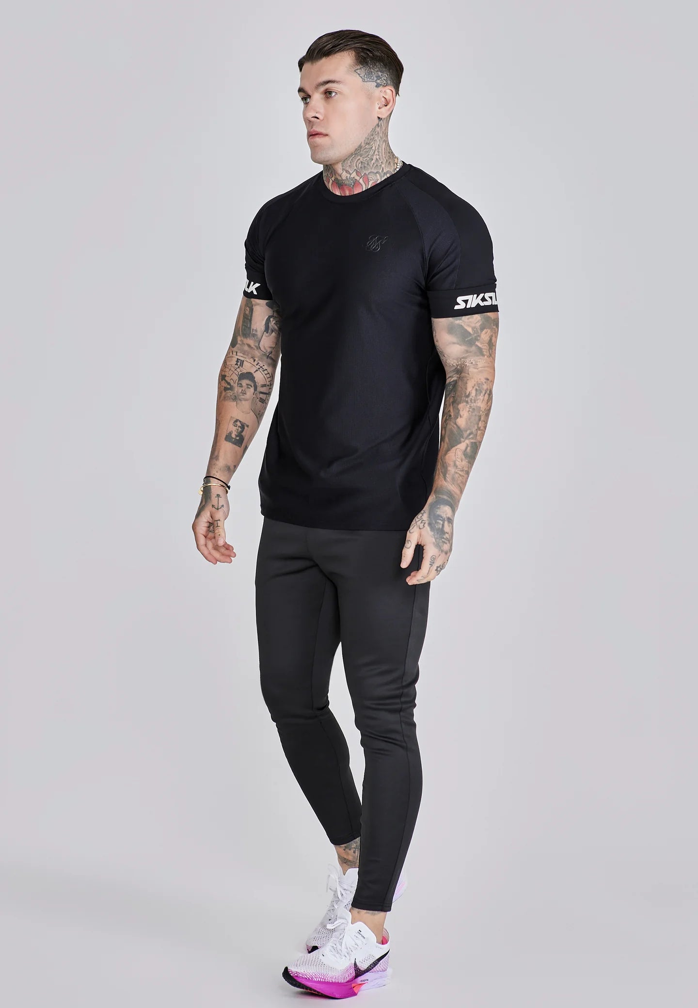 T-shirt Preta SikSilk FW25