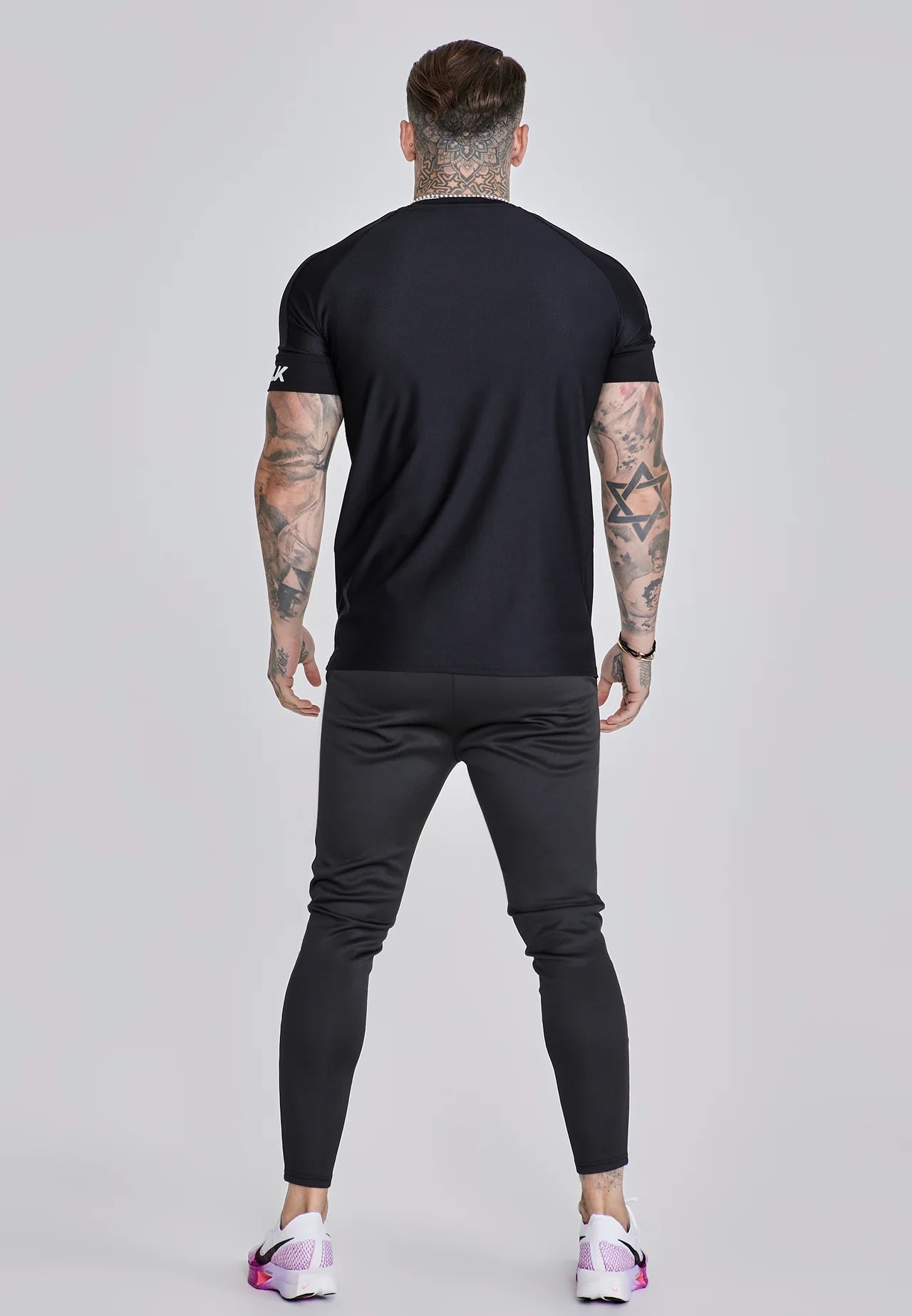 T-shirt Preta SikSilk FW25