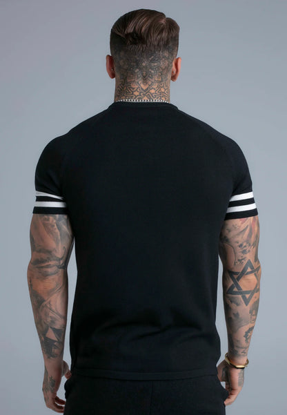 T-shirt Preta com Detalhes em Branco SikSilk