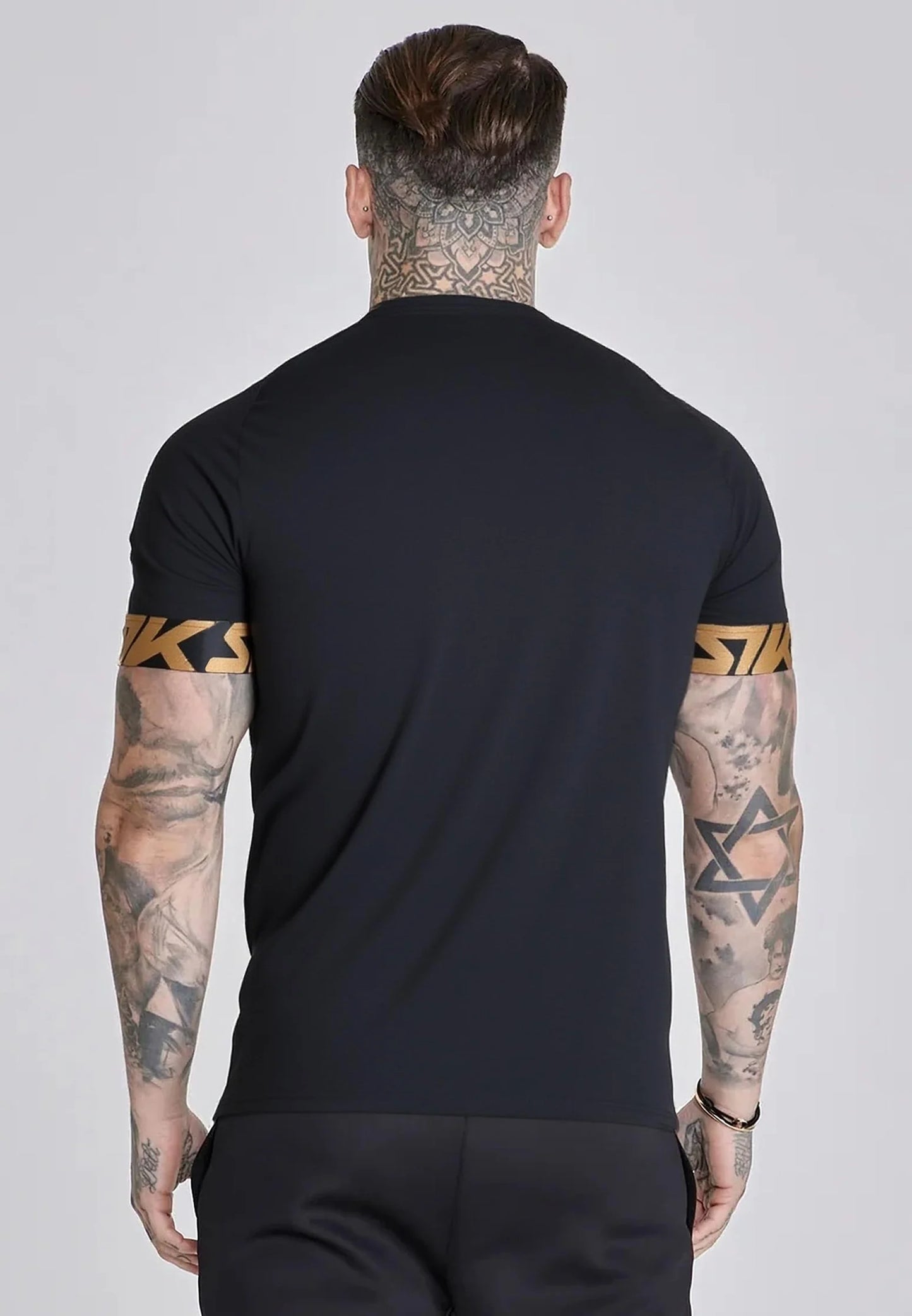 T-shirt Preta SikSilk SS26
