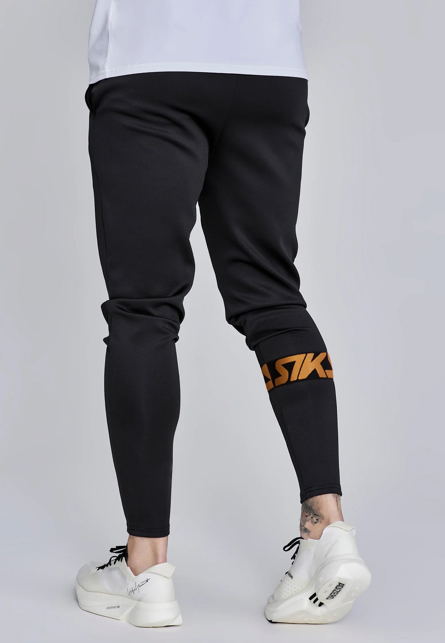 Calças Fato de Treino Pretas SikSilk SS26