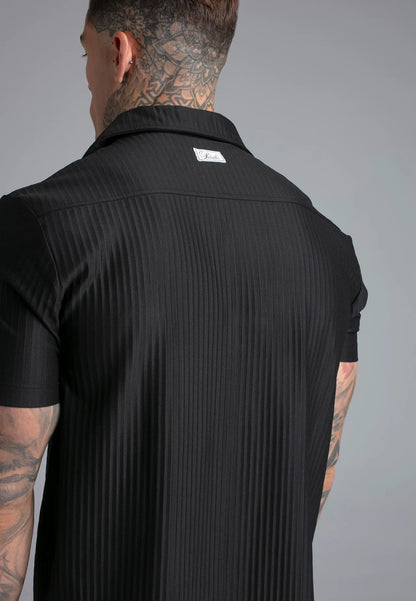 Camisa em Tecido Plissado de Manga Curta Preta SikSilk