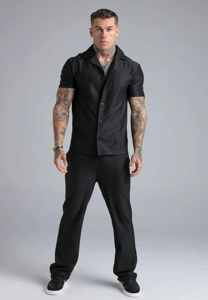 Camisa em Tecido Plissado de Manga Curta Preta SikSilk