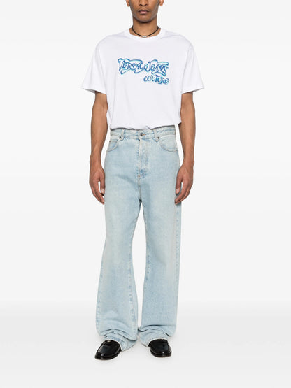 T-shirt Branca Estampada Versace Jeans Couture