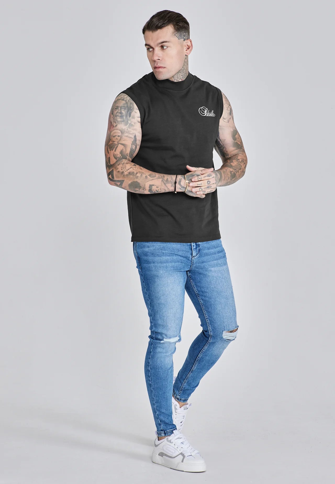 T-shirt Manga Cava Preta SikSilk SS26
