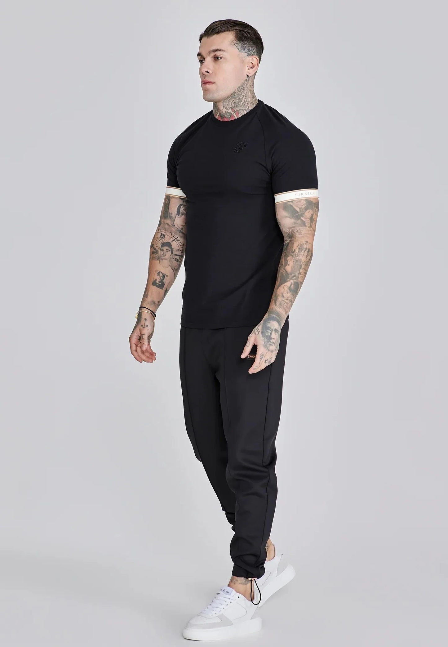 T-shirt Preta SikSilk SS26