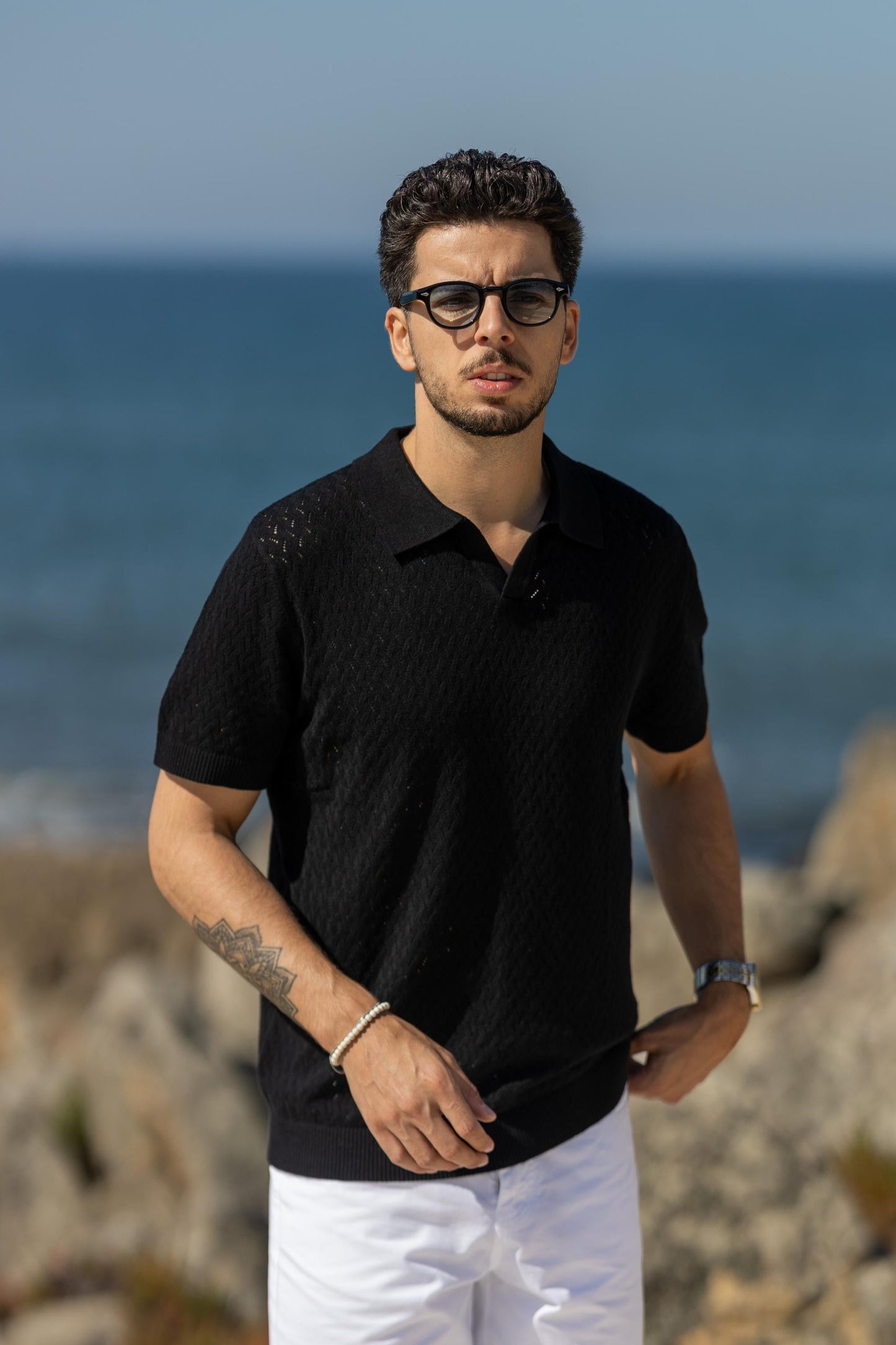 Polo Preto com Gola Aberta Selected SS25