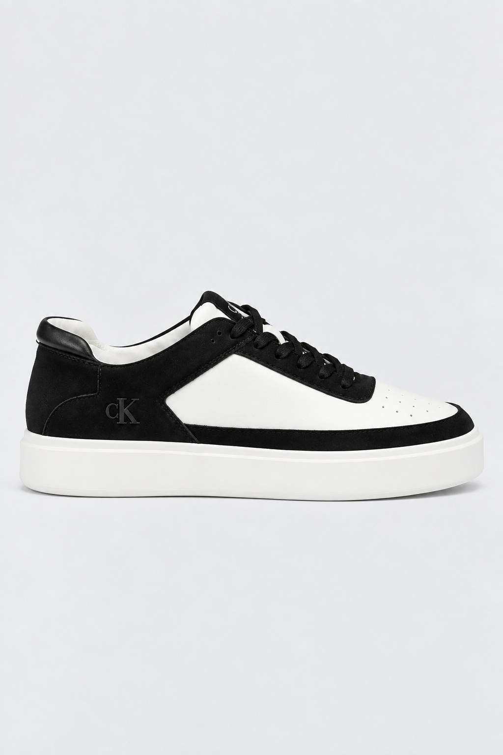Sapatilhas Calvin Klein Pretas e Brancas Calvin Klein
